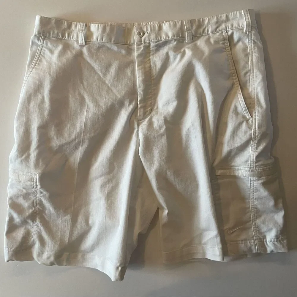 Nike Golf Shorts Mens 38 White Ivory Dri Fit‎ Performance Activewear Golf Shorts